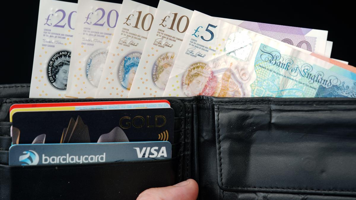 35% of young adults ‘are concerned about their finances on a daily basis’